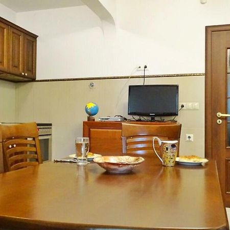 Apartment Kafedral Warna Exterior foto